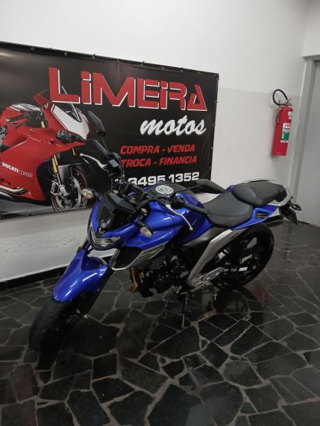 YAMAHA FZ 25 250 Fazer Flex , Foto 5