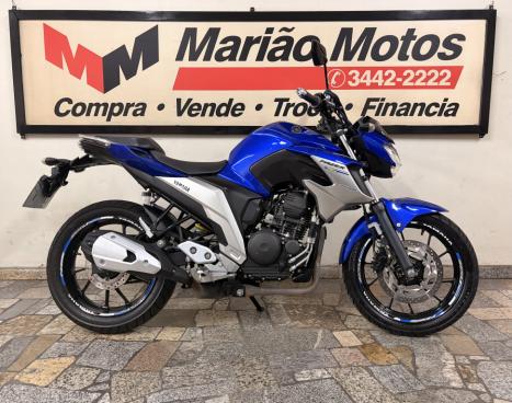 YAMAHA FZ 25 250 Fazer Flex , Foto 1