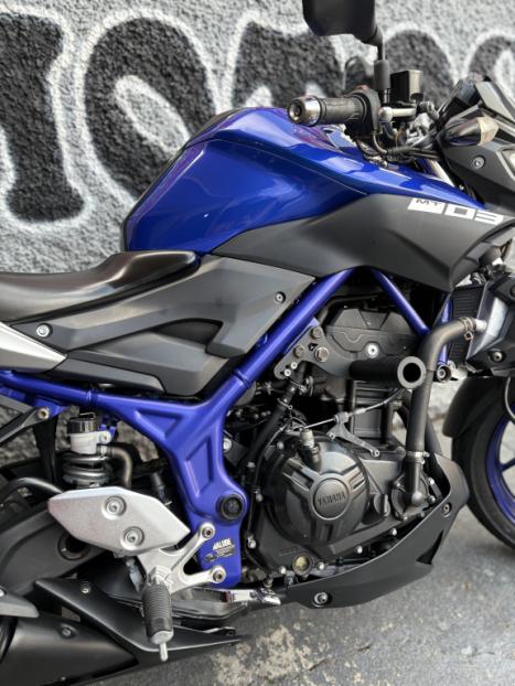 YAMAHA MT-03 300 , Foto 4