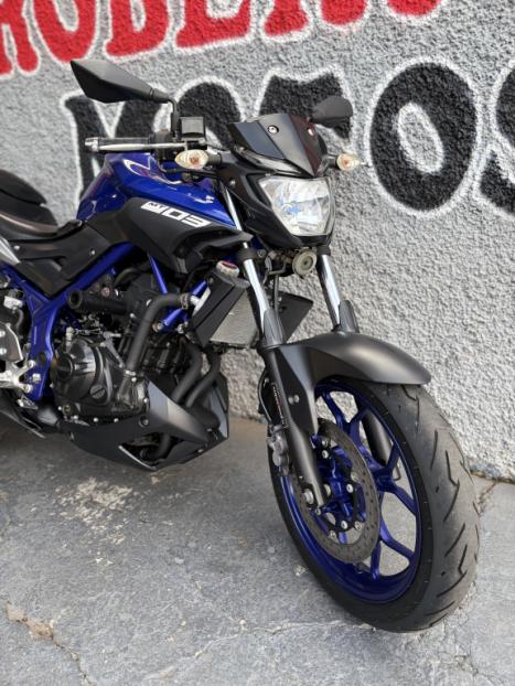 YAMAHA MT-03 300 , Foto 7