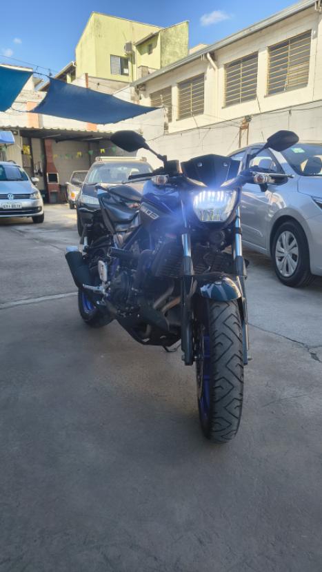 YAMAHA MT-03 300 ABS, Foto 2
