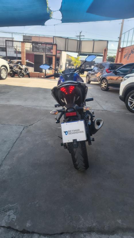 YAMAHA MT-03 300 ABS, Foto 5