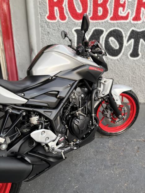 YAMAHA MT-03 300 ABS, Foto 2