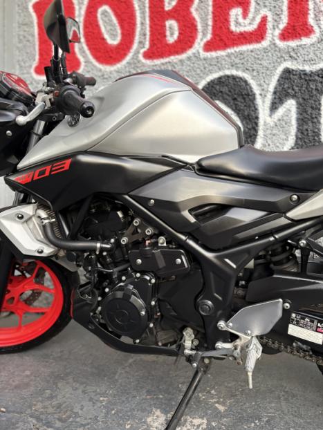 YAMAHA MT-03 300 ABS, Foto 3