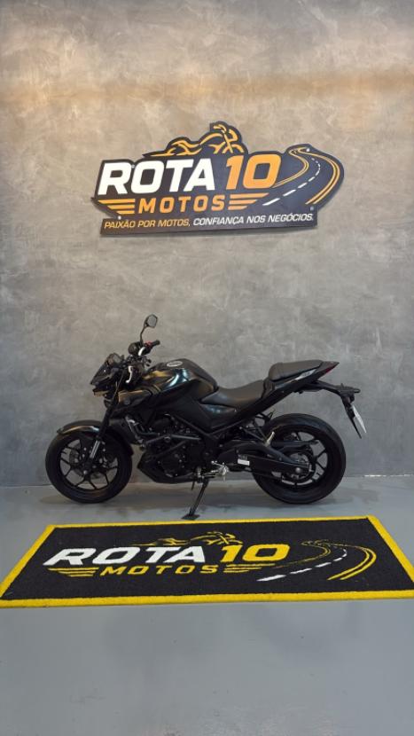 YAMAHA MT-03 300 ABS, Foto 5