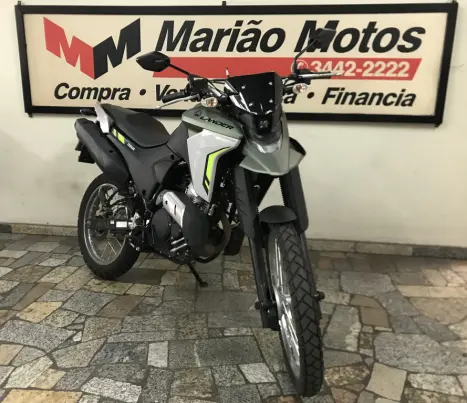 YAMAHA XTZ 250 LANDER, Foto 3