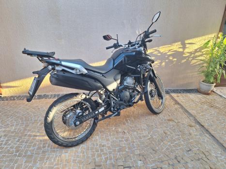 YAMAHA XTZ 250 LANDER, Foto 2