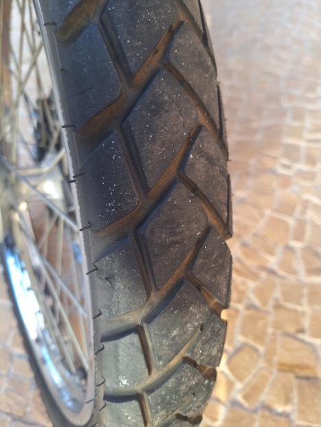 YAMAHA XTZ 250 LANDER, Foto 5