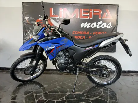 YAMAHA XTZ 250 X LANDER, Foto 1
