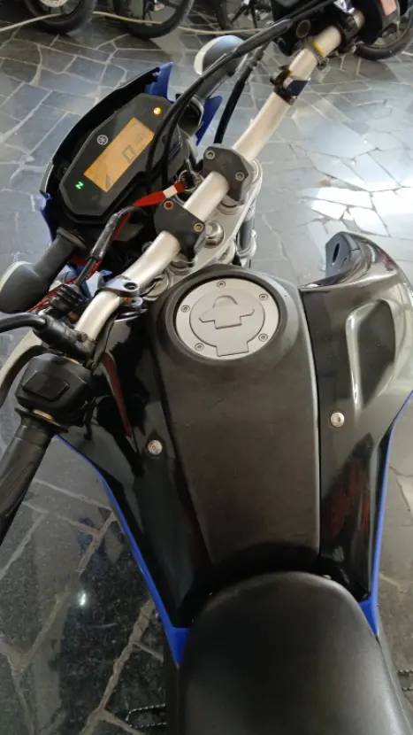 YAMAHA XTZ 250 X LANDER, Foto 4