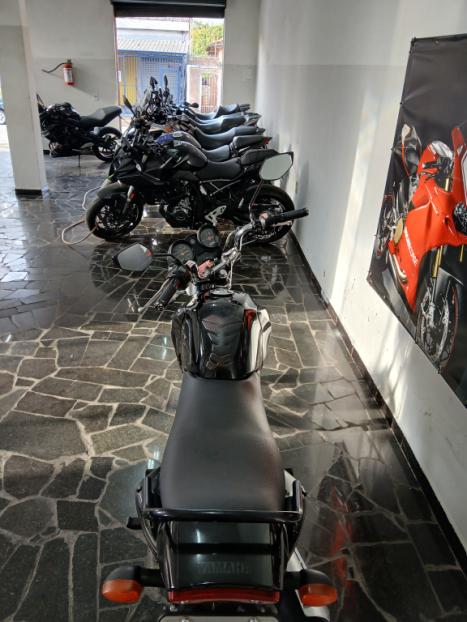 YAMAHA YBR 125 FACTOR  E, Foto 2