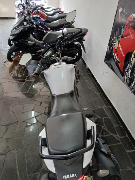 YAMAHA YBR 150 FACTOR ED, Foto 4