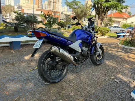 YAMAHA YS Fazer 250 , Foto 4