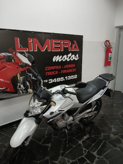 YAMAHA YS Fazer 250 , Foto 3