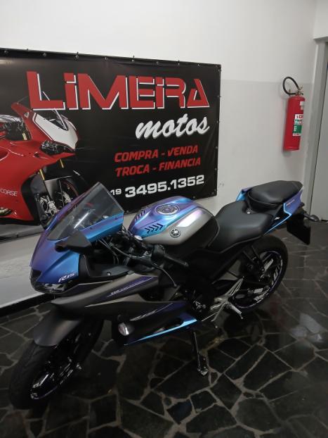 YAMAHA YZF R15 150 ABS, Foto 4