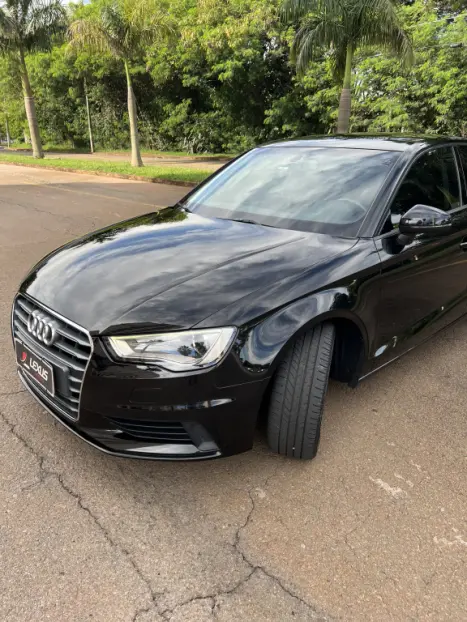 AUDI A3 1.4 16V 4P TFSI ATTRACTION S-TRONIC AUTOMTICO, Foto 3