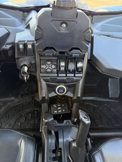 BRP CAN-AM Maverick X3 RS 900 Turbo , Foto 10