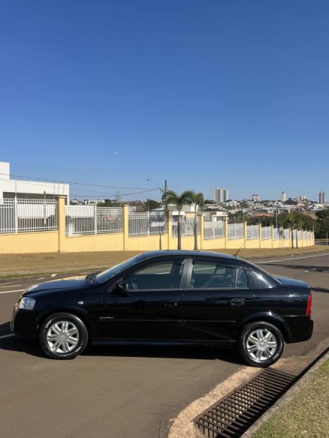 CHEVROLET Astra Sedan 2.0 4P FLEX ELEGANCE, Foto 2