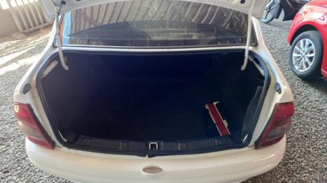 CHEVROLET Classic Sedan 1.0 4P FLEX ADVANTAGE, Foto 8