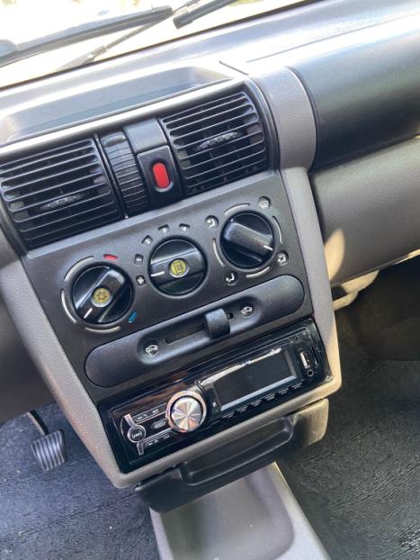 CHEVROLET Classic Sedan 1.0 4P VHCE FLEX LS, Foto 10