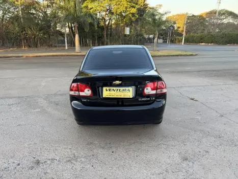 CHEVROLET Classic Sedan 1.0 4P VHCE FLEX LS, Foto 5