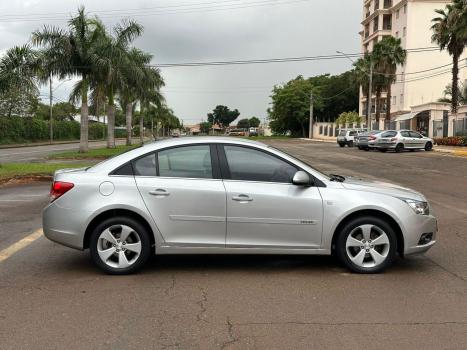 CHEVROLET Cruze Sedan 1.8 16V 4P LT ECOTEC FLEX AUTOMTICO, Foto 2