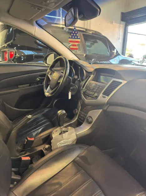 CHEVROLET Cruze Sedan 1.8 16V 4P LT ECOTEC FLEX AUTOMTICO, Foto 9