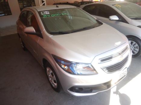 CHEVROLET Onix Hatch 1.4 4P FLEX LT, Foto 2