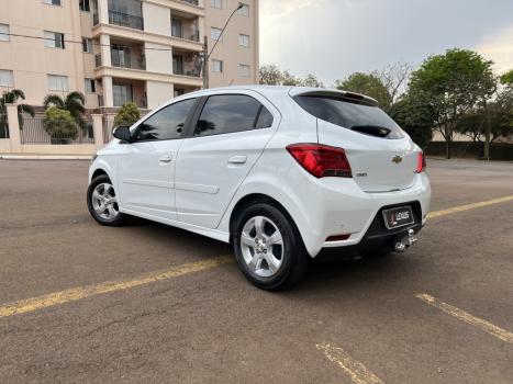 CHEVROLET Onix Hatch 1.4 4P FLEX LT, Foto 3