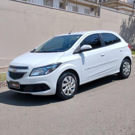 CHEVROLET Onix Hatch 1.4 4P FLEX LT, Foto 2