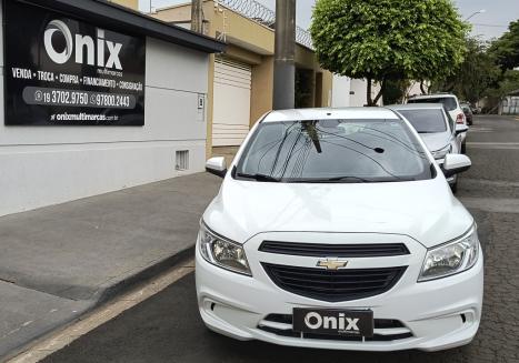 CHEVROLET Onix Hatch 1.0 4P FLEX JOY, Foto 2