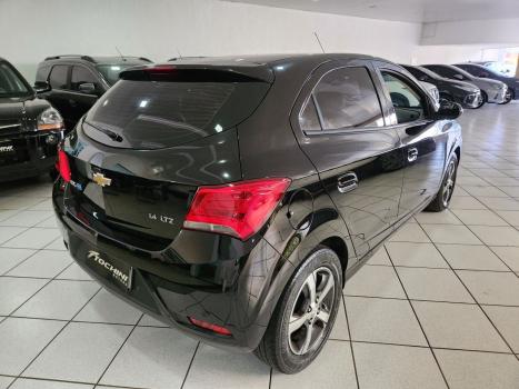 CHEVROLET Onix Hatch 1.4 4P FLEX LTZ, Foto 9