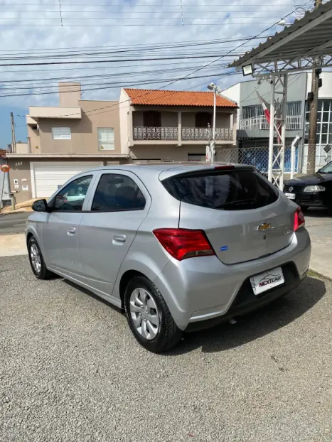 CHEVROLET Onix Hatch 1.0 4P FLEX LT, Foto 3