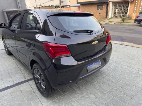 CHEVROLET Onix Hatch 1.4 4P FLEX ADVANTAGE AUTOMTICO, Foto 7