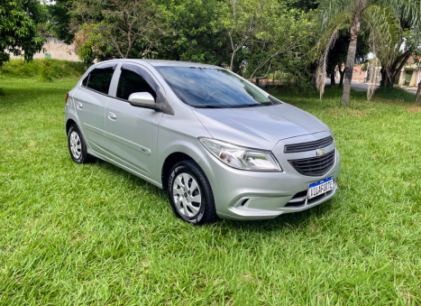 CHEVROLET Onix Hatch 1.0 4P FLEX LS, Foto 8