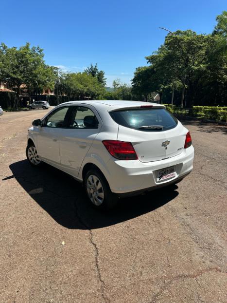 CHEVROLET Onix Hatch 1.4 4P FLEX LT, Foto 3