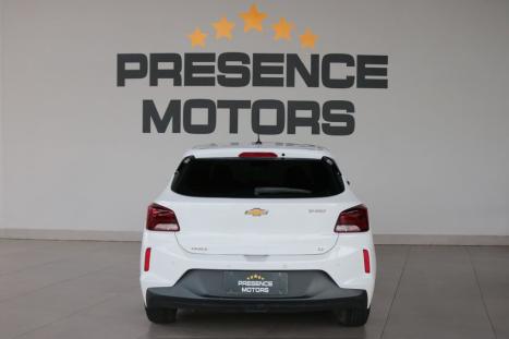 CHEVROLET Onix Hatch 1.0 4P FLEX TURBO, Foto 6