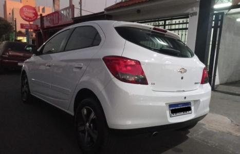 CHEVROLET Onix Hatch 1.4 4P FLEX LT, Foto 7