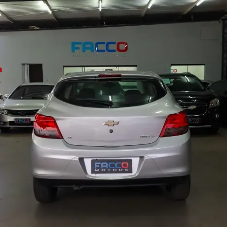 CHEVROLET Onix Hatch 1.4 4P FLEX LT, Foto 6