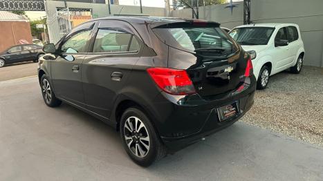 CHEVROLET Onix Hatch 1.4 4P FLEX LTZ, Foto 6