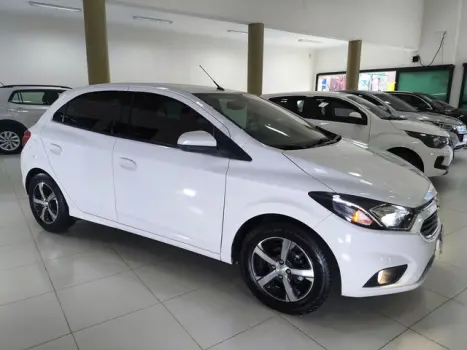 CHEVROLET Onix Hatch 1.4 4P FLEX LTZ, Foto 10