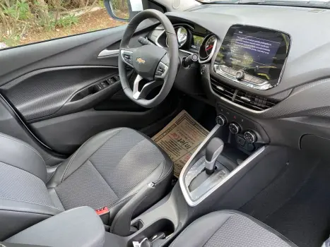 CHEVROLET Onix Hatch 1.0 4P FLEX LTZ TURBO AUTOMTICO, Foto 13