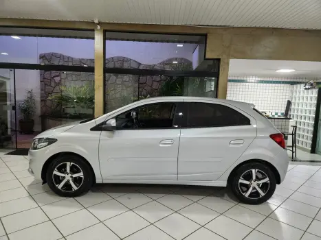 CHEVROLET Onix Hatch 1.4 4P FLEX LTZ AUTOMTICO, Foto 4