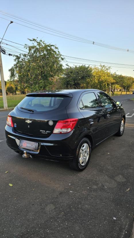CHEVROLET Onix Hatch 1.0 4P FLEX JOY BLACK, Foto 2