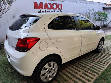 CHEVROLET Onix Hatch 1.4 4P FLEX LT, Foto 2