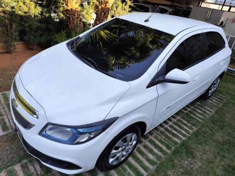CHEVROLET Onix Hatch 1.4 4P FLEX LT, Foto 7