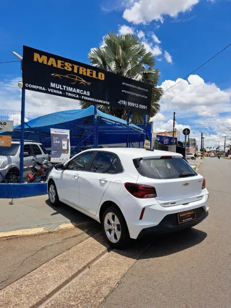CHEVROLET Onix Hatch 1.0 12V 4P FLEX PLUS TURBO AUTOMTICO, Foto 4