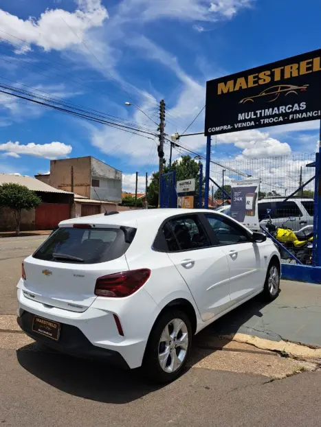 CHEVROLET Onix Hatch 1.0 12V 4P FLEX PLUS TURBO AUTOMTICO, Foto 6