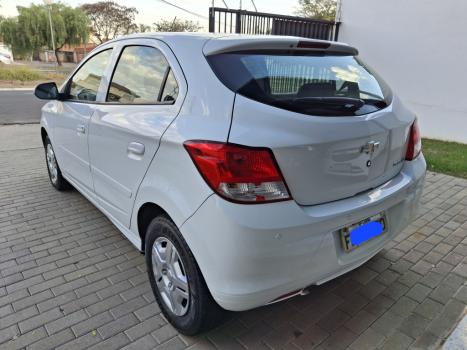 CHEVROLET Onix Hatch 1.0 4P FLEX LT, Foto 4