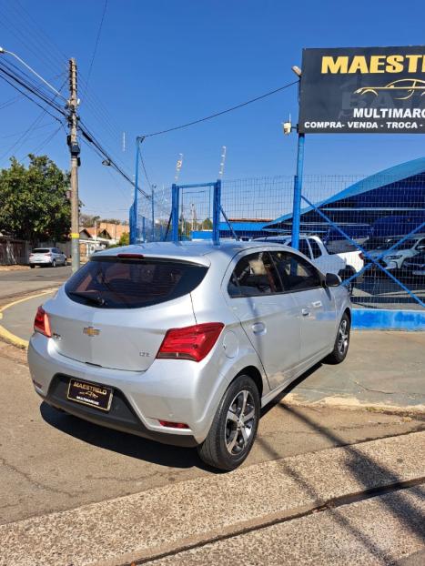 CHEVROLET Onix Hatch 1.4 4P FLEX LTZ AUTOMTICO, Foto 6